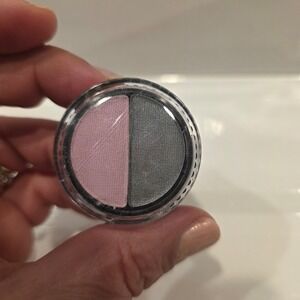 Merle Norman Luxiva Lasting EyeColuor Candy/Stay Steel Eye Shadow